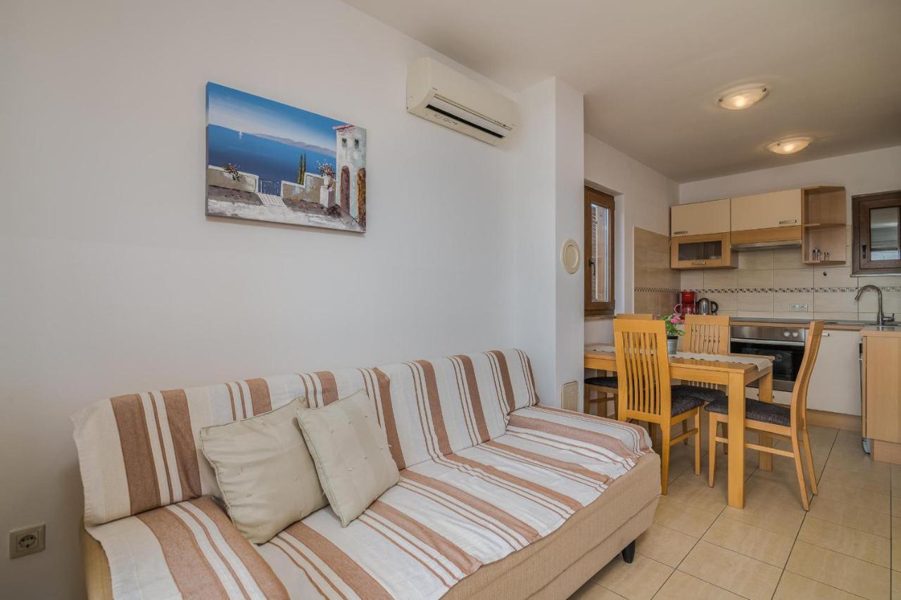 Apartments Celeste Клімно Екстер'єр фото