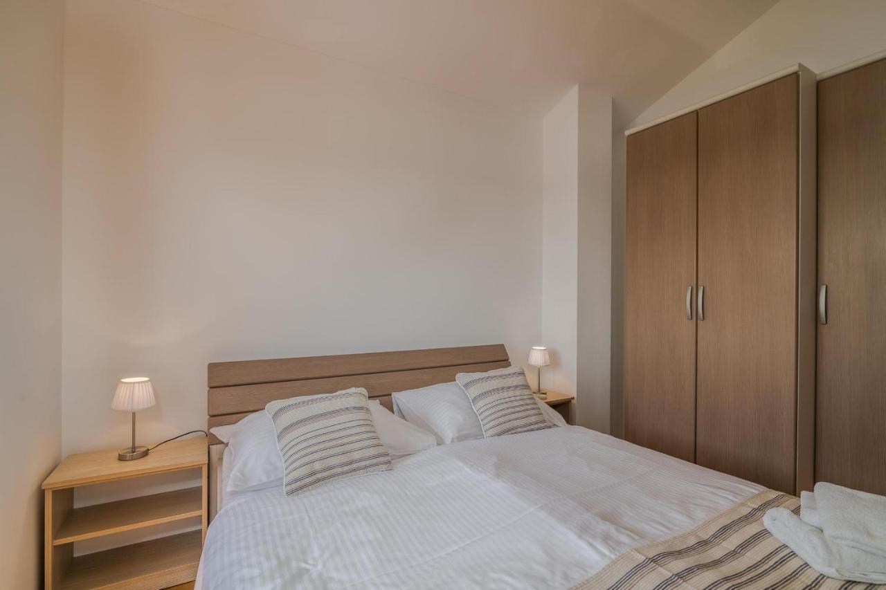 Apartments Celeste Клімно Екстер'єр фото