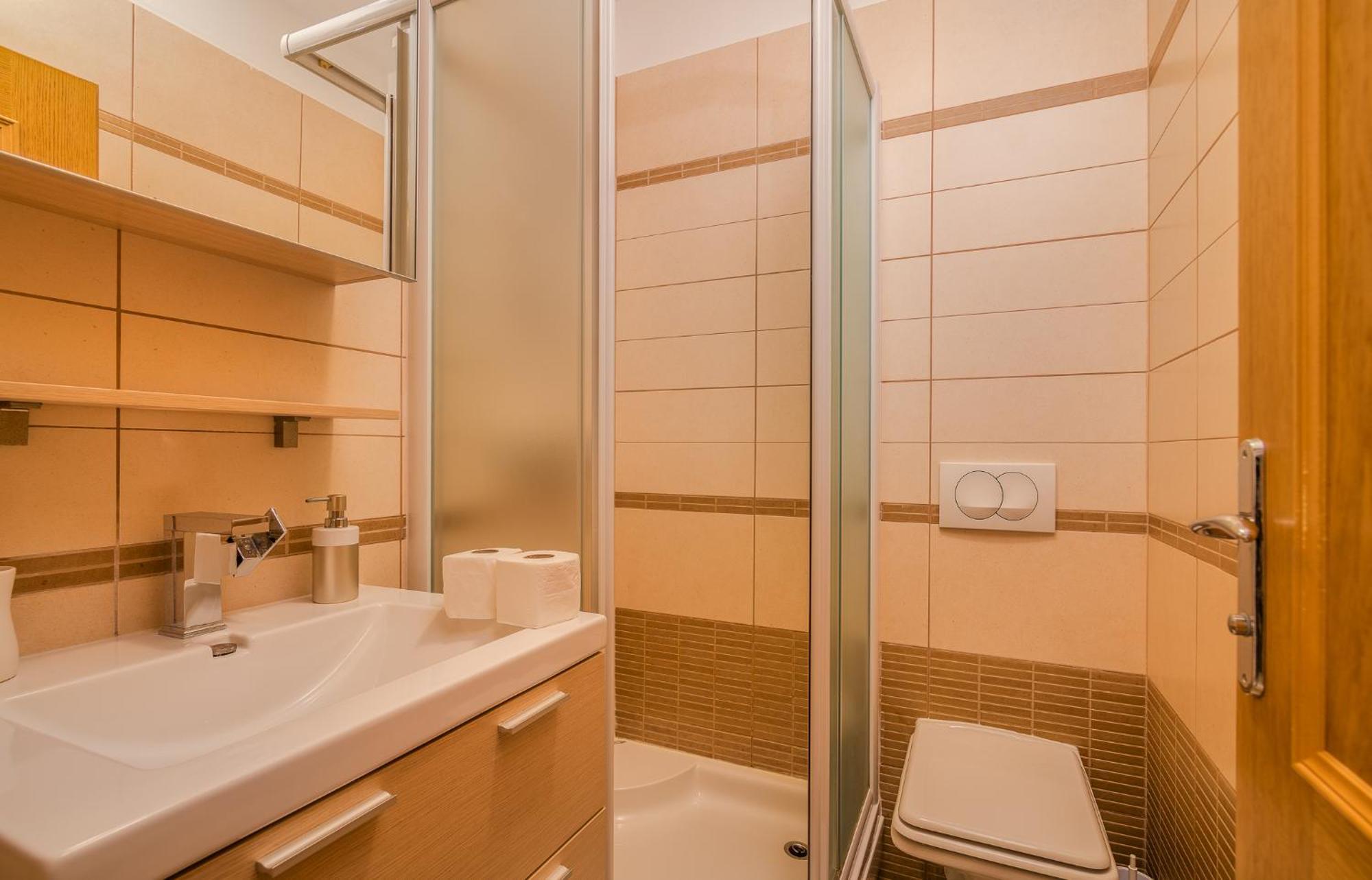 Apartments Celeste Клімно Екстер'єр фото
